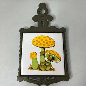 Vintage Sanyo Ceramic Trivet Pot Holder Mushroom Design Green Metal Frame